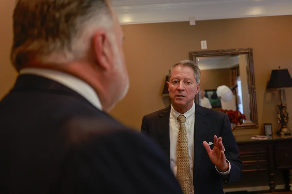 Lawyer joel hamner joins tom mccutcheon to plan litigation for a high speed highway crash.